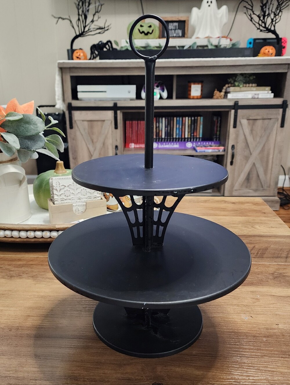 Metal Halloween Spider Web Teired Tray